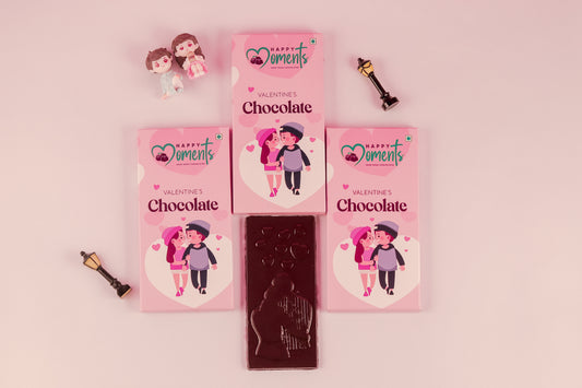 Hugging couple chocolate bar